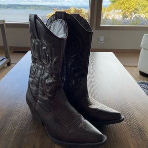 Target cowgirl boots.